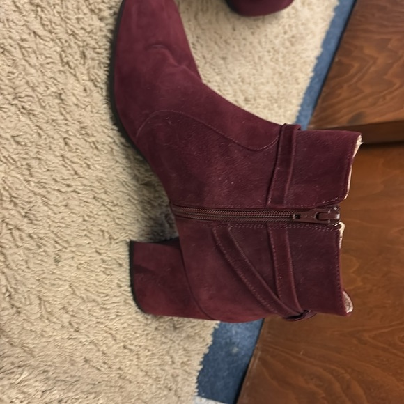 Booties - Picture 4 of 5